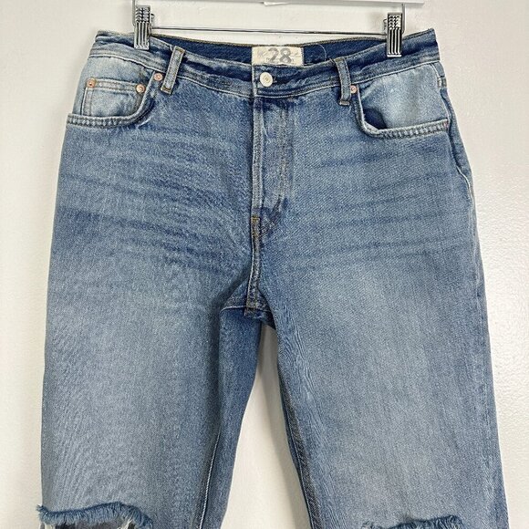 FREE PEOPLE Maggie Straight Leg Mid Rise Distressed Denim Jeans in Blue US 28 - Picture 7 of 14